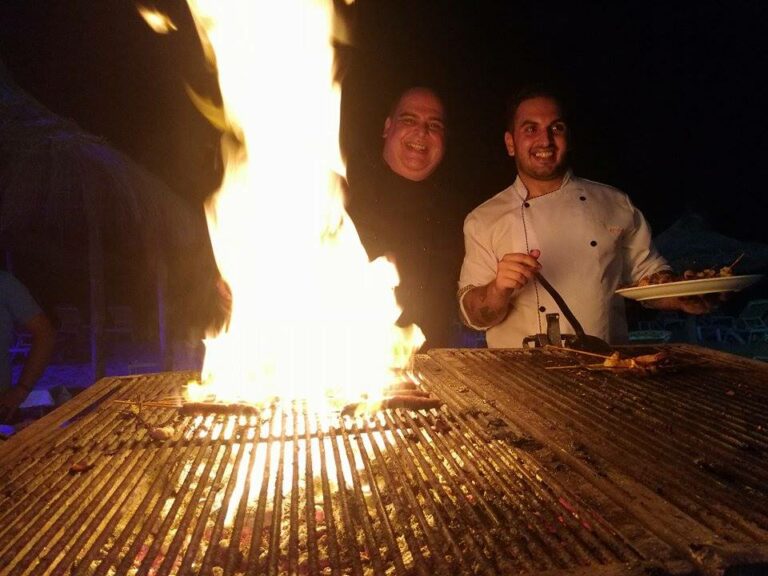 Astuces de chef pour réussir votre barbecue et obtenir une viande grillée parfaite.