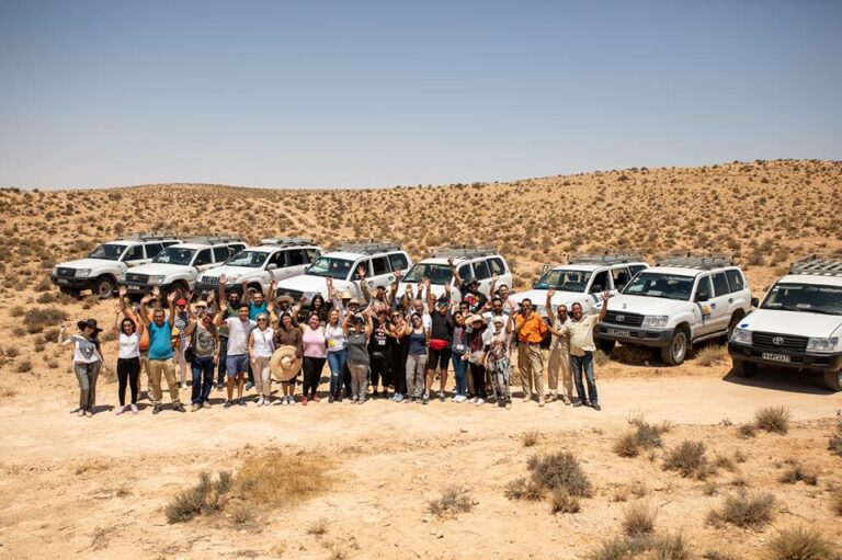 Explorez la destination Dahar et le Sud de la Tunisie pour une expérience inoubliable. Découvrez ses paysages uniques et ses villages troglodytes.