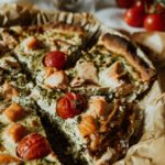 Découvrez sur Binetna la recette facile de la quiche méditerranéenne à la tomate séchée Safir, ricotta et épinards. Parfaite pour vos repas !