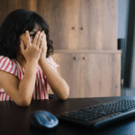 الأطفال ومخاطر العالم الرقمي