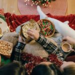 Soirée films d'hiver : Pop-corn et ambiance de Noël.