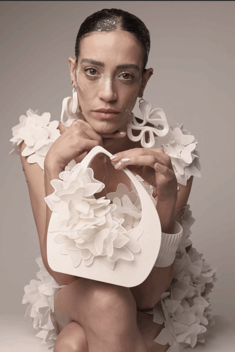 De Tunis au Caire, comment Emna Hussein invente une nouvelle couture en 3D